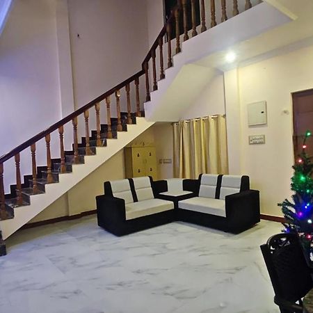 Le Cadillac Bungalow Puducherry Eksteriør billede