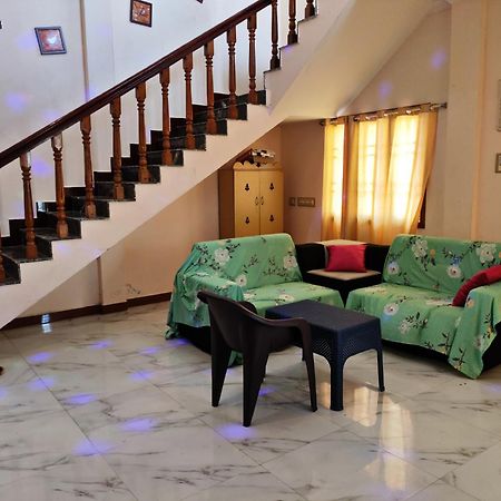 Le Cadillac Bungalow Puducherry Eksteriør billede