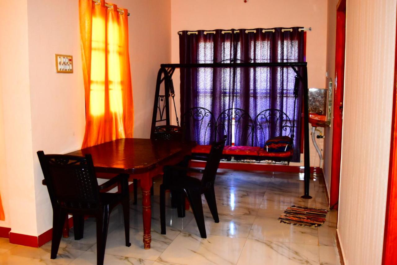 Le Cadillac Bungalow Puducherry Eksteriør billede